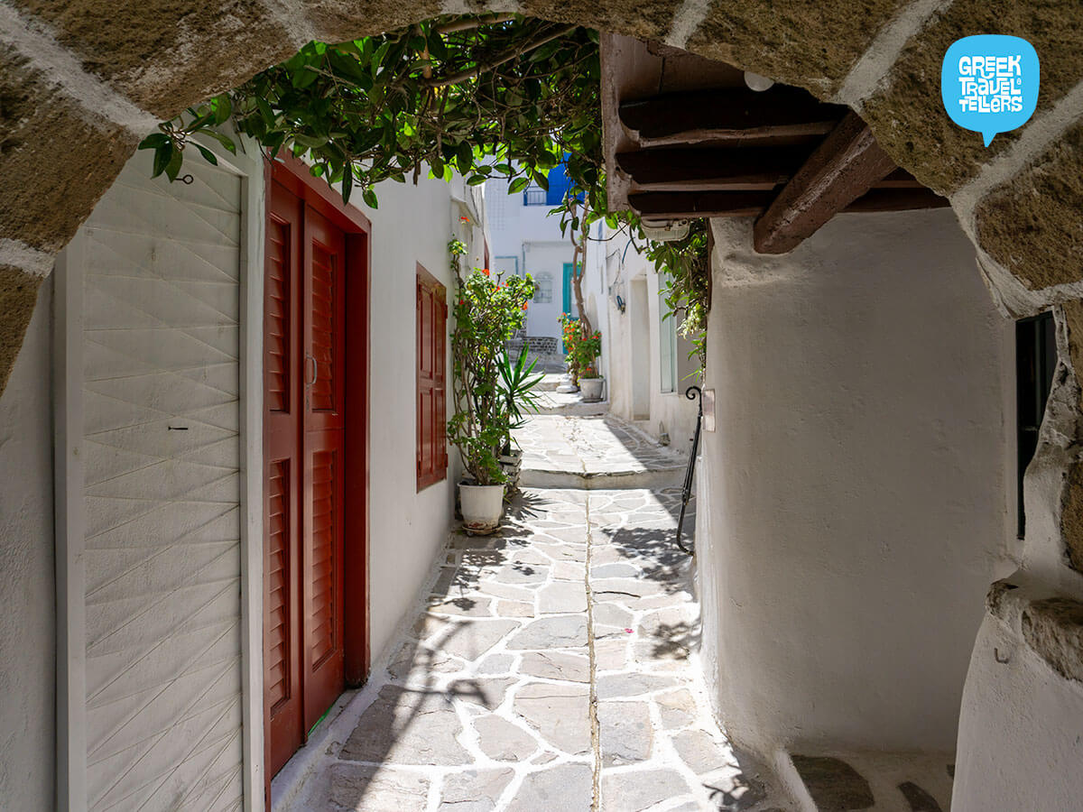 Exploring Naxos Town Chora of Naxos itinerary
