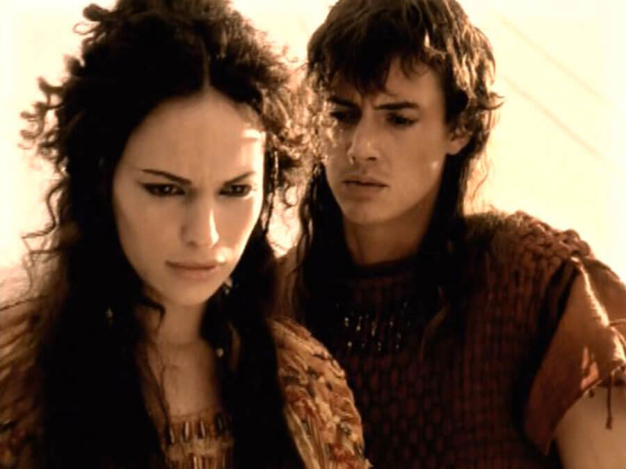Jolene Blalock and Jason London in "Jason and the Argonauts"
